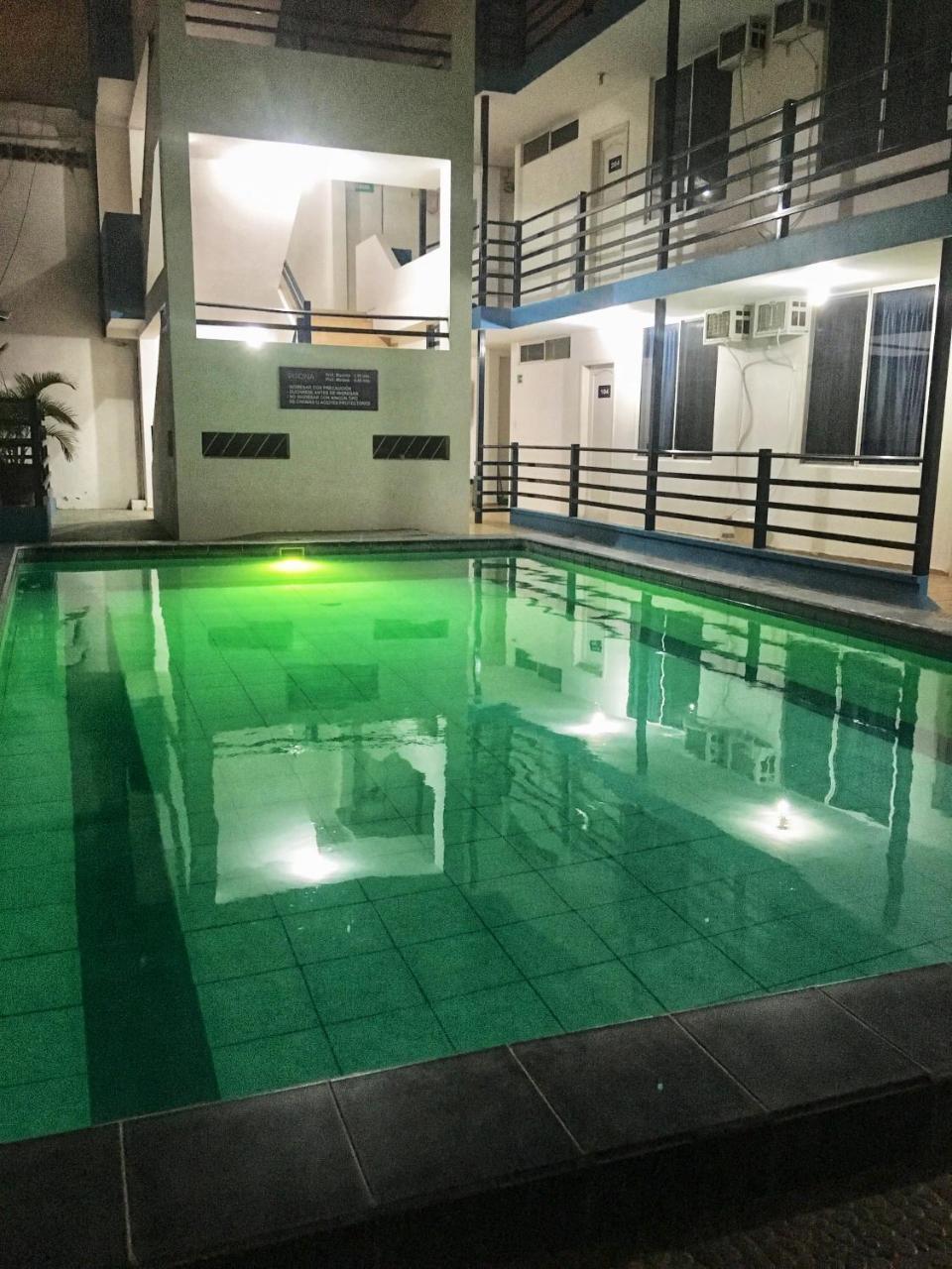 Hostal Albatros 만타 외부 사진