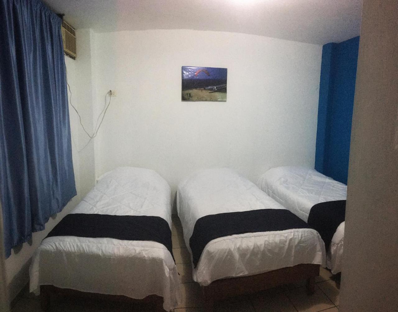 Hostal Albatros 만타 외부 사진